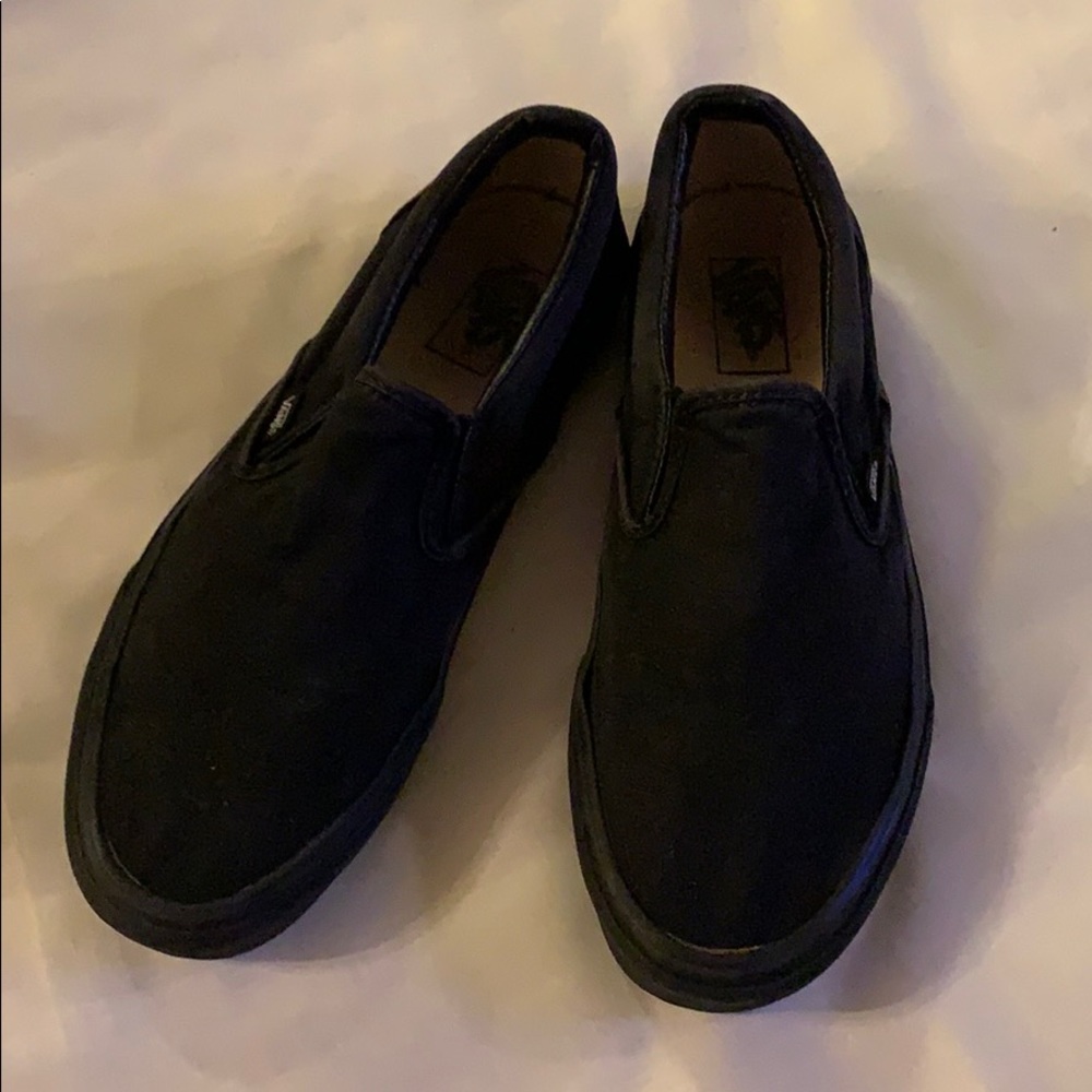 Vans classic canvas slip-on skater in all black